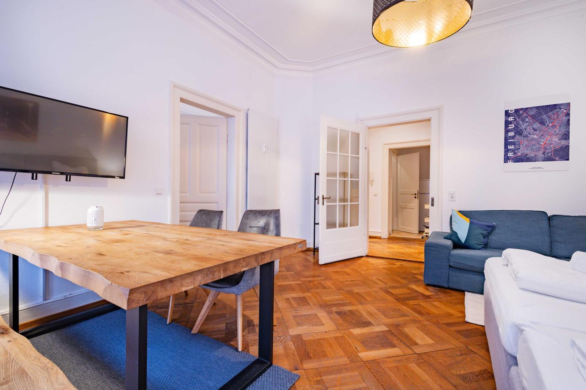 Stayinn "Heart Of The City" Suite Friburgo in Brisgovia Esterno foto