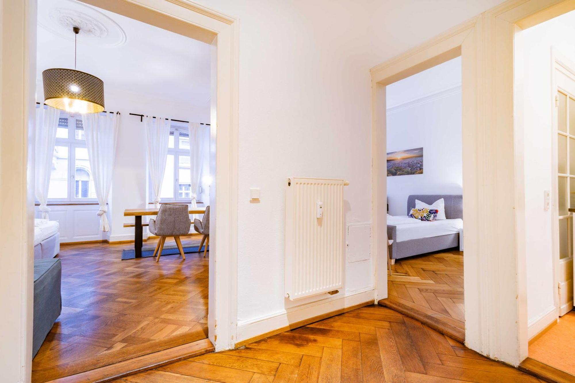 Stayinn "Heart Of The City" Suite Friburgo in Brisgovia Esterno foto